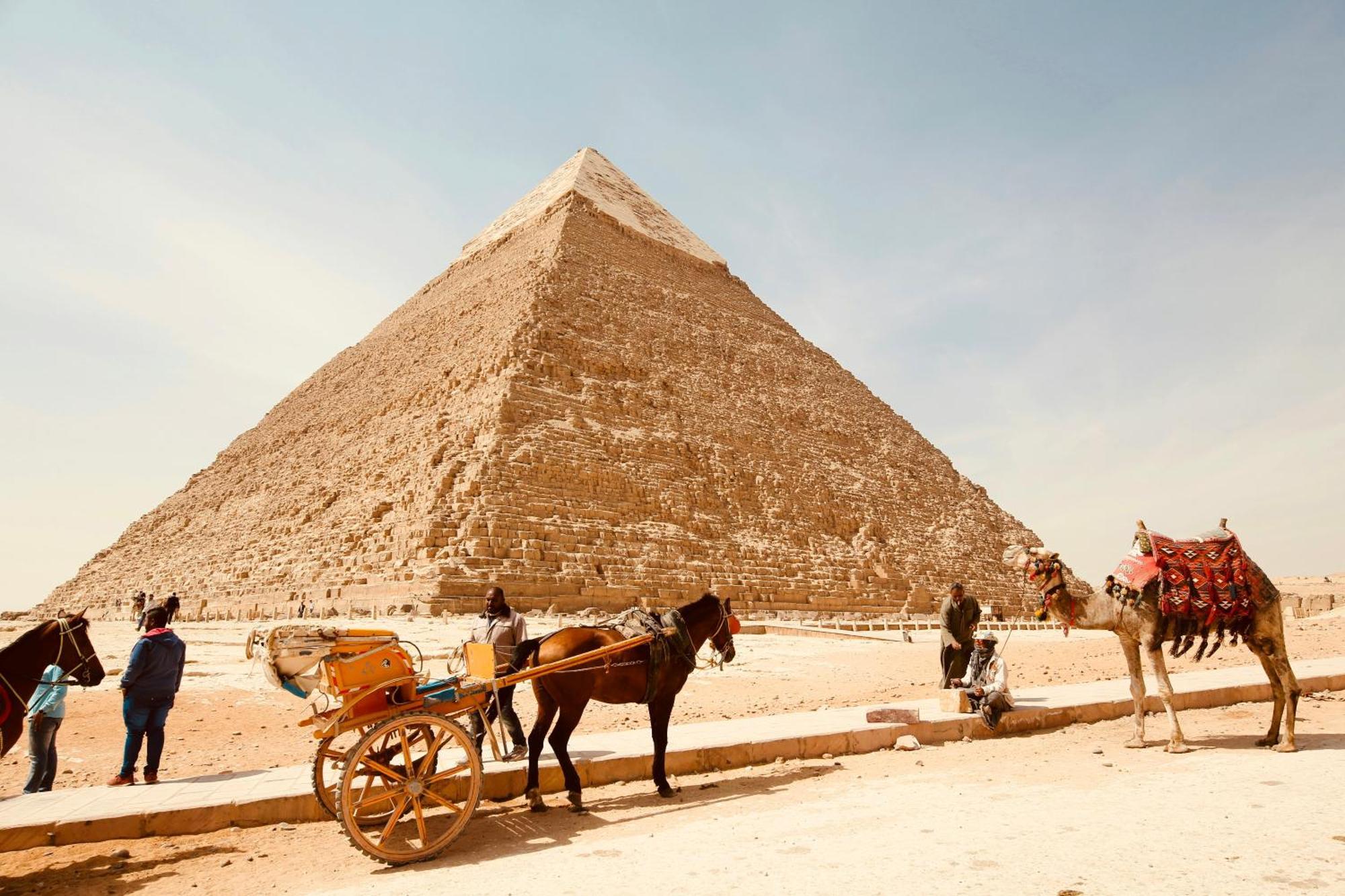 ホテル Pyramids On The Spot View Kafret el-Gabal エクステリア 写真